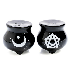 Salt & Pepper Witches Cauldron Collectible Shaker Spice Holder Kitchen Tool Set