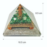 Green Aventurine Clear Quartz Pyramid Energy Healing Crystal 10 x 10 x 8cm